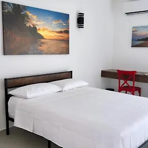 https://red-flamboyan-guesthouse-and-restaurant.greaterantilleshotels.net